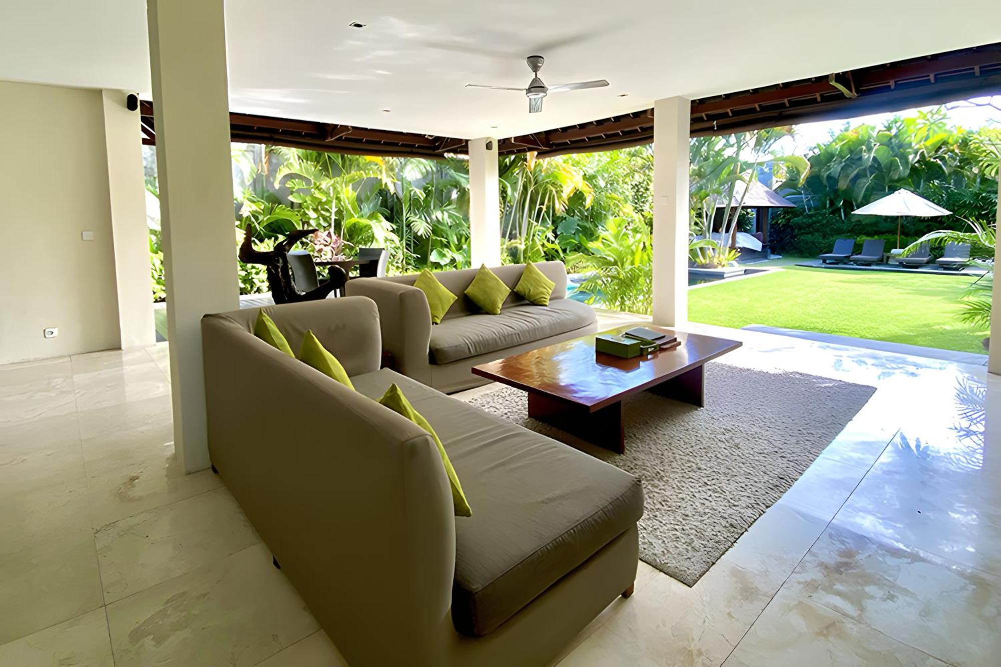 Serene Villas Seminyak Exterior foto
