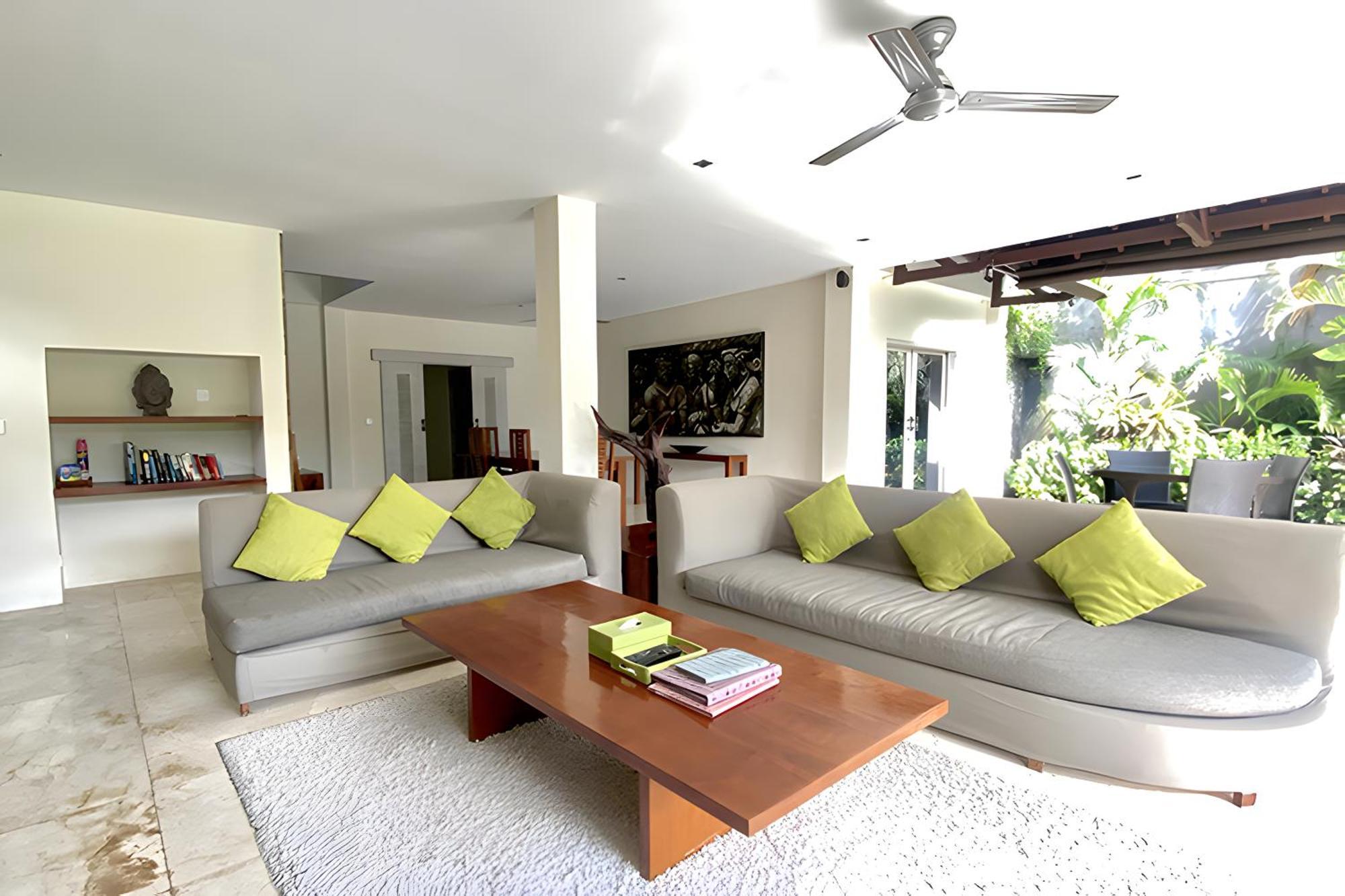 Serene Villas Seminyak Exterior foto