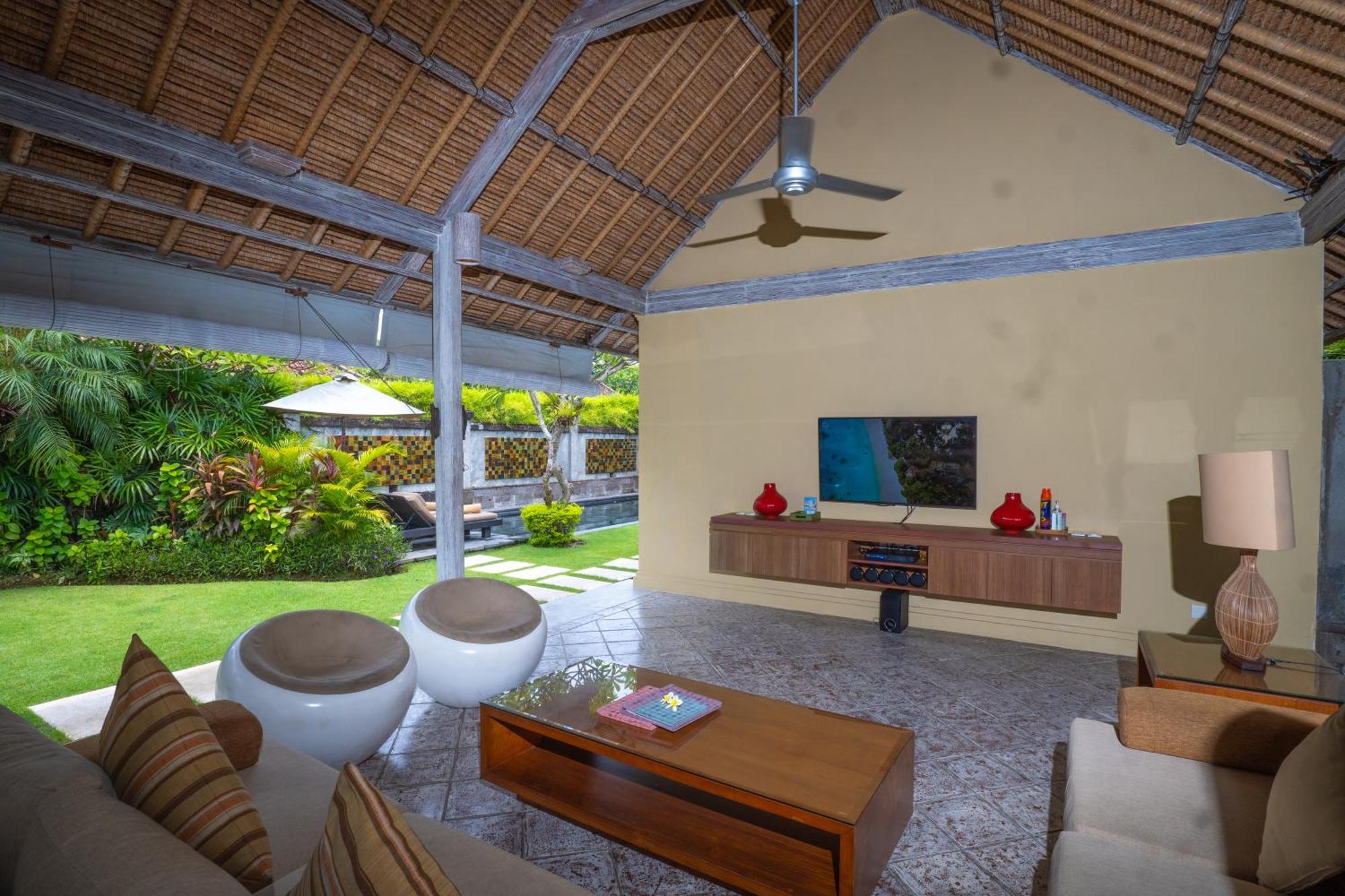Serene Villas Seminyak Exterior foto