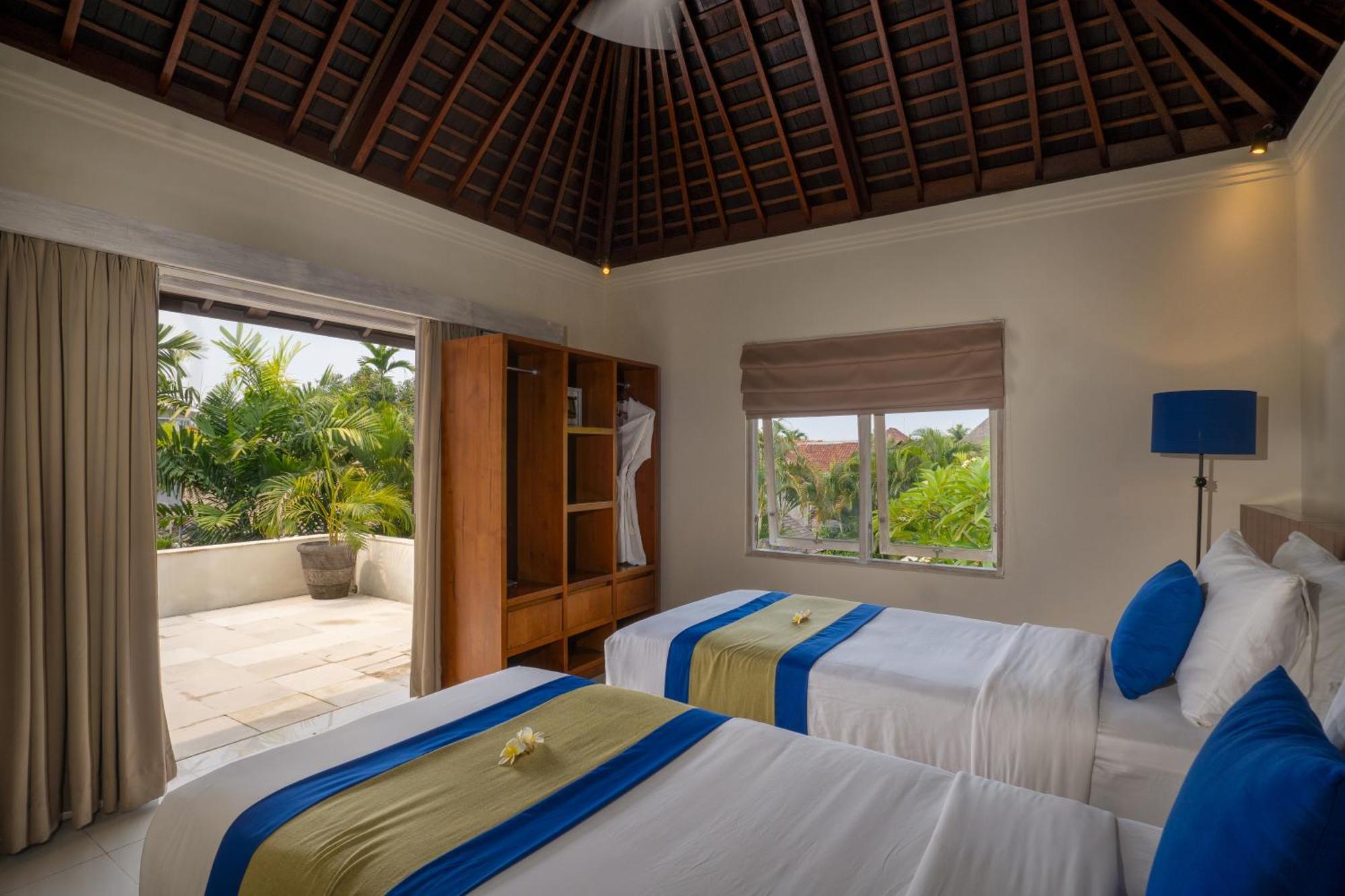 Serene Villas Seminyak Exterior foto