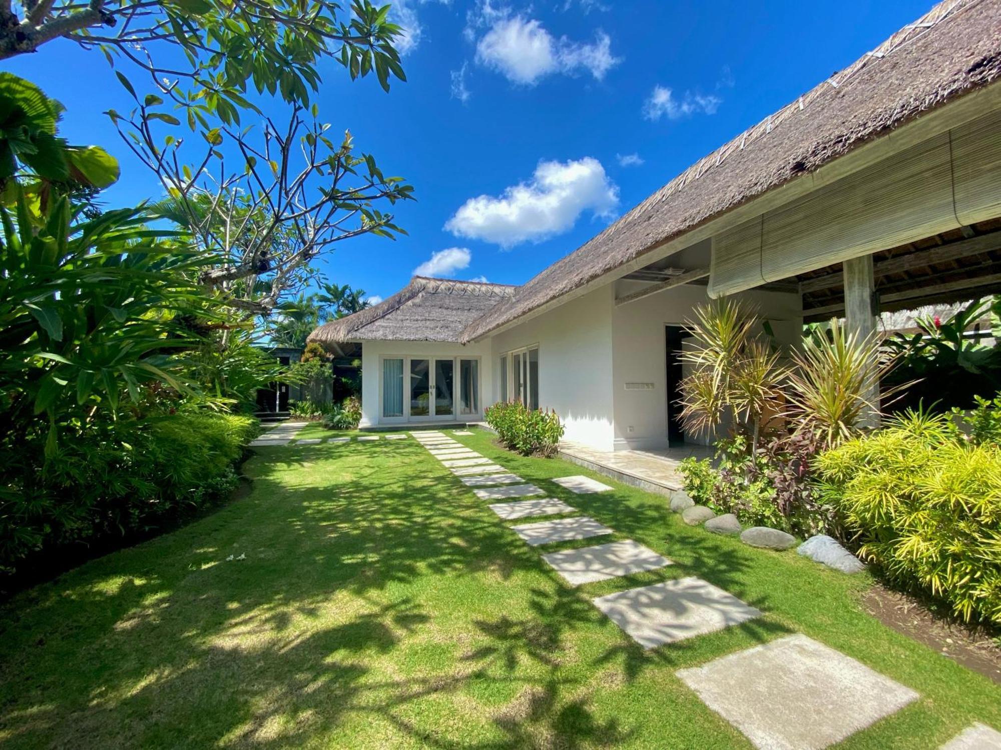 Serene Villas Seminyak Exterior foto