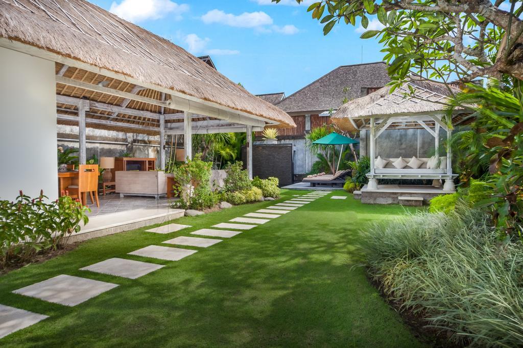 Serene Villas Seminyak Exterior foto